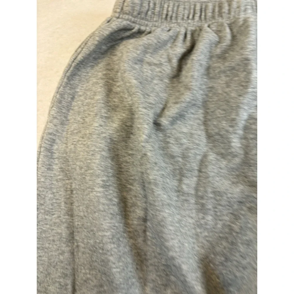 Nike‎ Sportswear Joggers Mens Small Gray Heather Sweatpants Swoosh Fleece